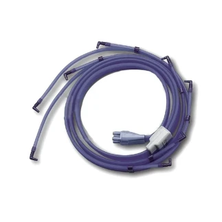 Connettore a 4 tubi con 8 terminazioni per gambali e bracciali 