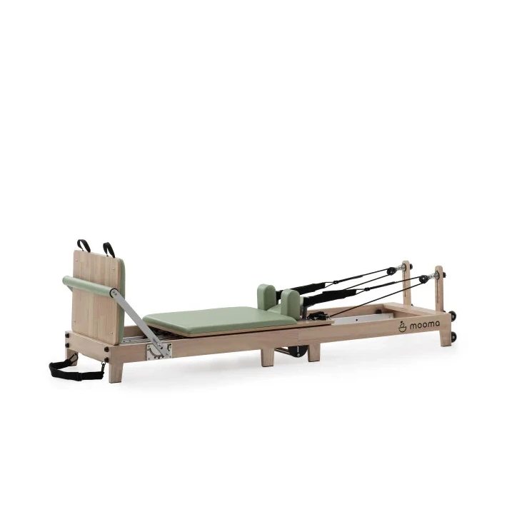 Reformer Pilates in legno salvaspazio Mooma